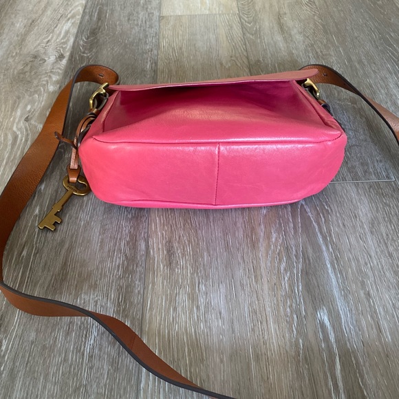 Fossil Leather Purse - Picture 6 of 6